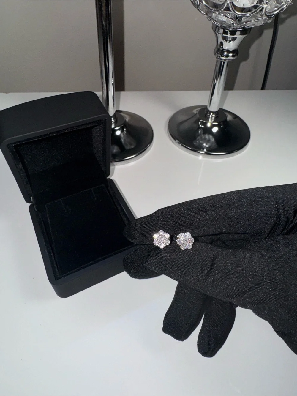 VVS1 GRA Certified Moissanite Flower Cluster Stud Earrings 2.5mm S925